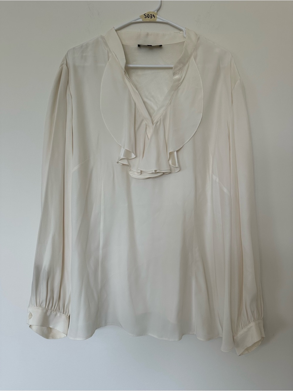 Lafayette 148 Size 18 Silk Ivory Ruffle V-Neck Blouse